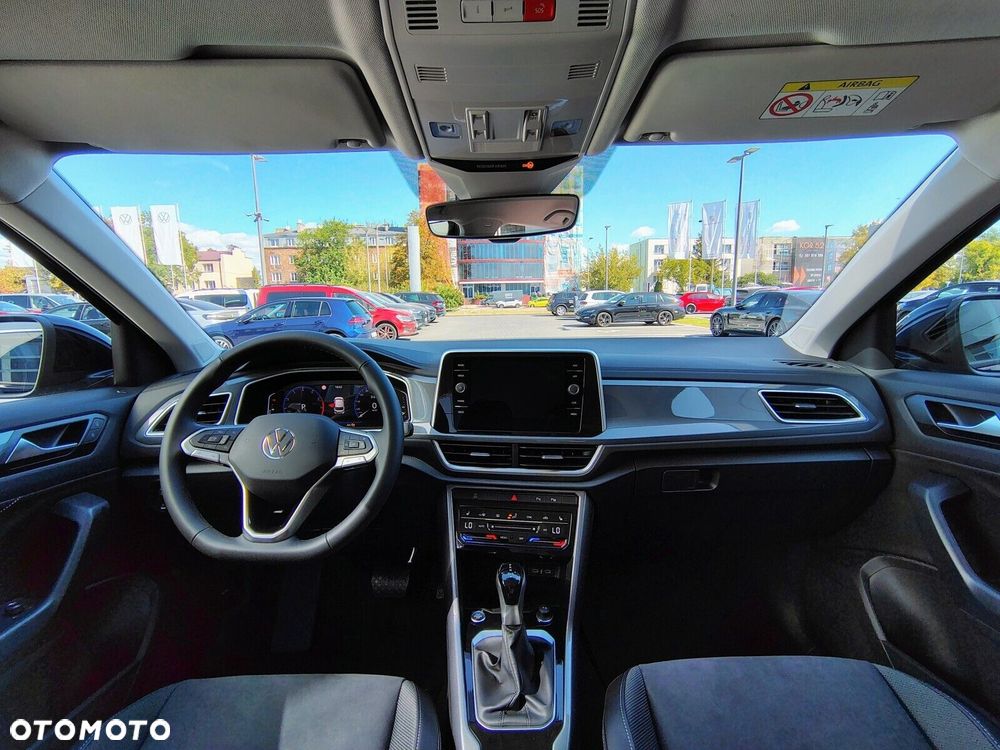 Volkswagen T-Roc - 21