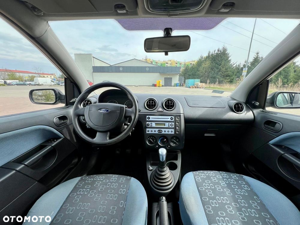 Ford Fiesta - 10