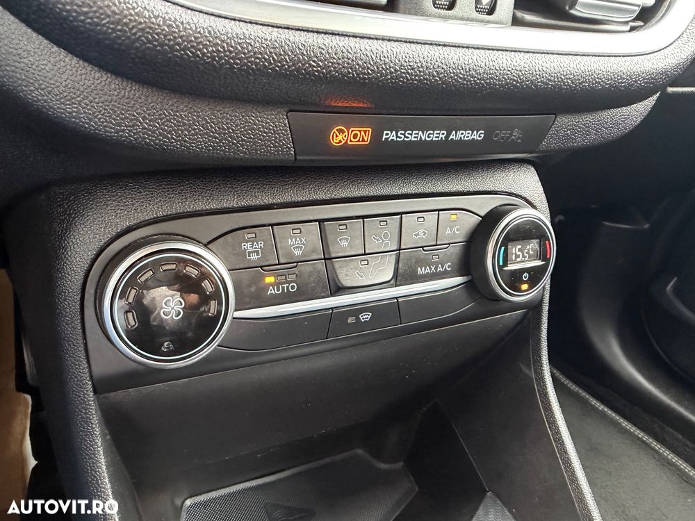 Ford Fiesta - 11