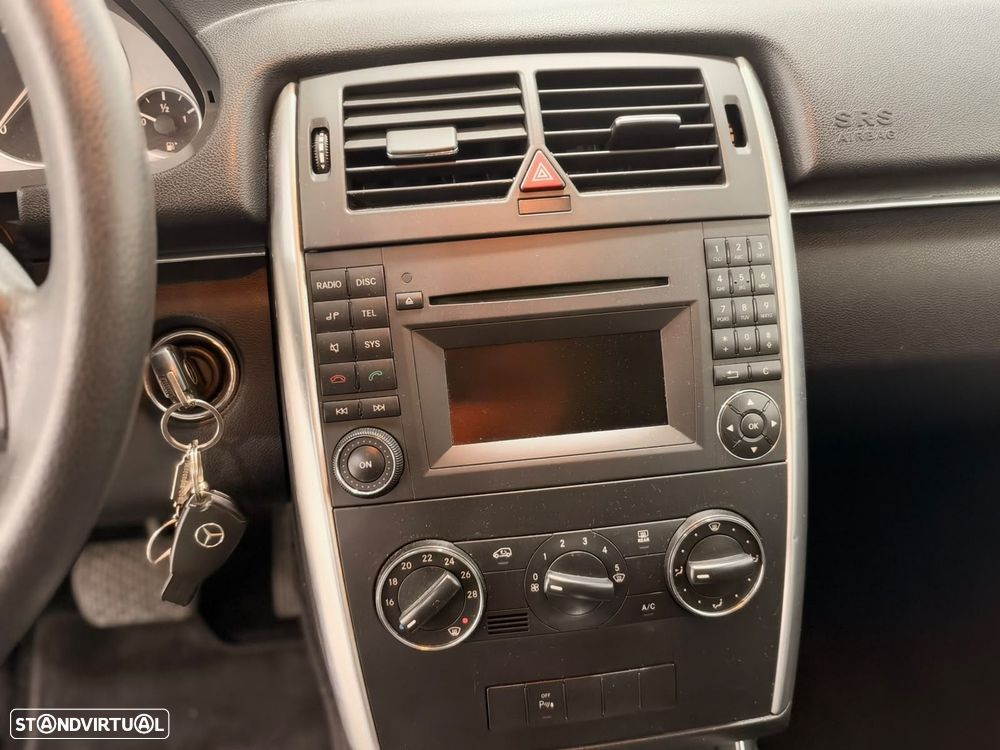 Mercedes-Benz B 180 CDi Autotronic - 9