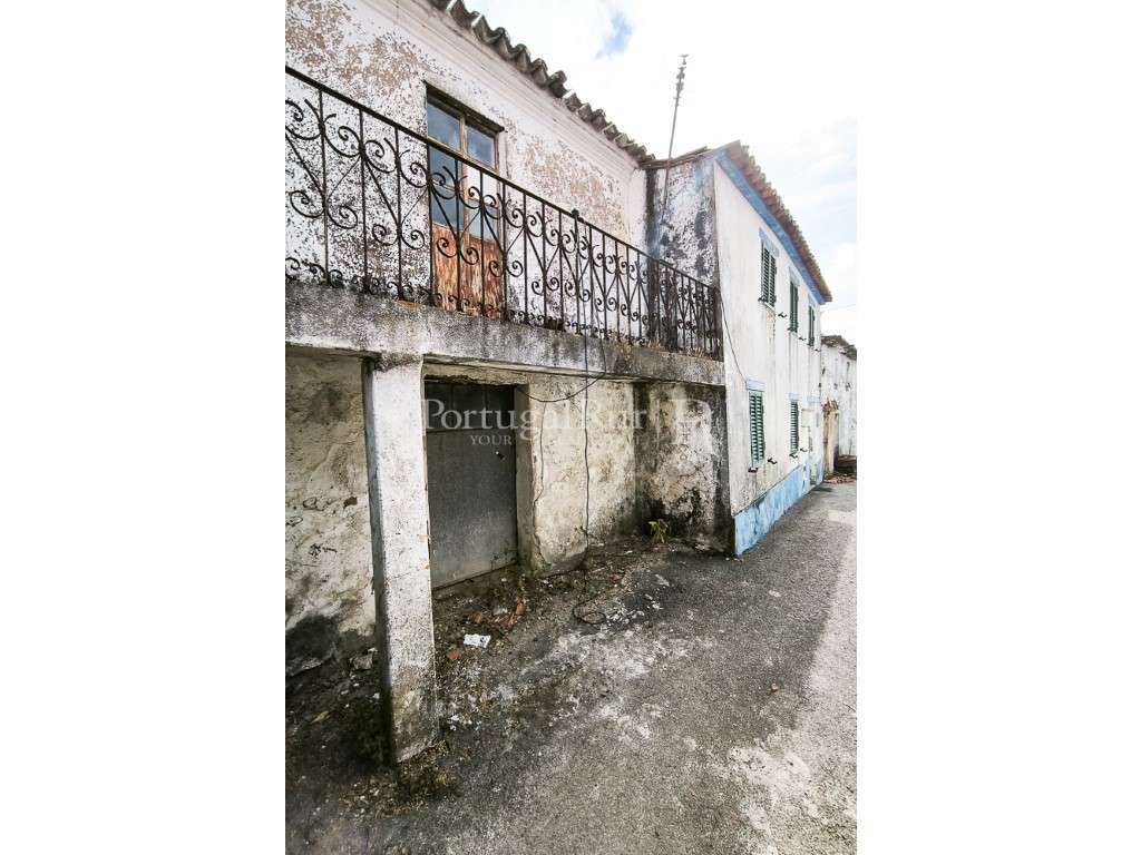 OPORTUNIDADE!! Casa Rustica T4 para Recuperar - Grande imagem: 2/27