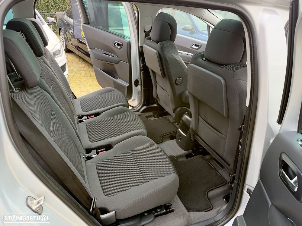 Peugeot 5008 1.6 E-HDi 5L SE Style 2-Tronic - 50