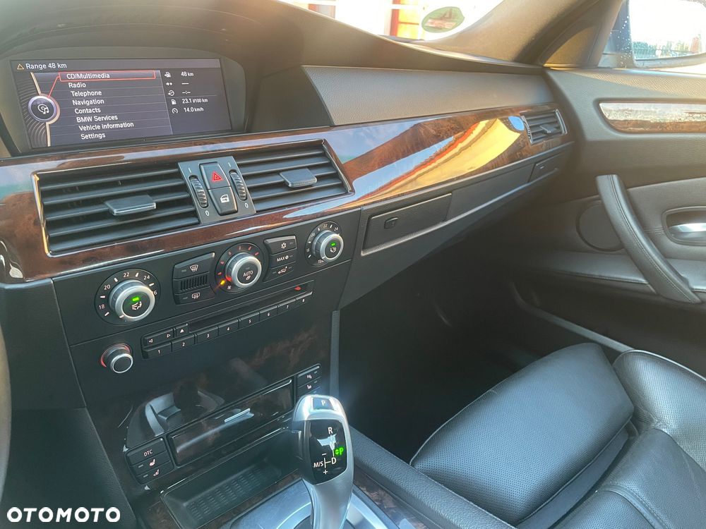 BMW Seria 5 535d Edition Exclusive - 28