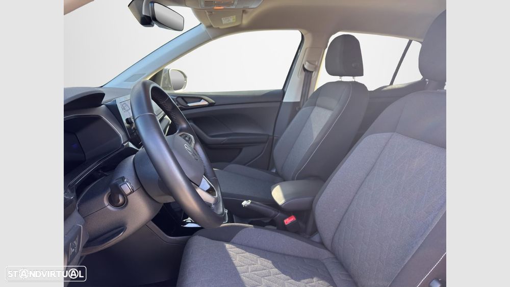 VW T-Cross - 12