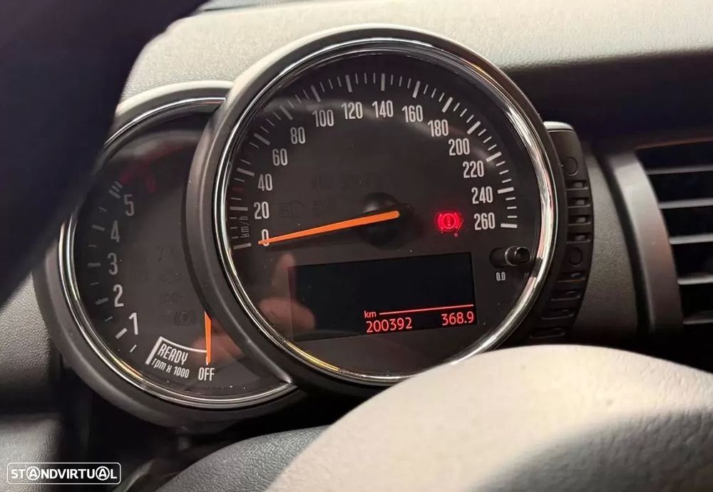 MINI 3 Portas One D - 5