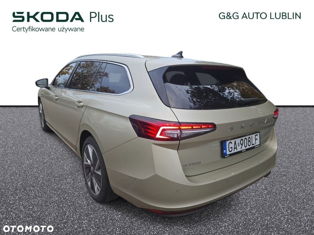 Skoda Superb 2.0 TDI SCR Selection DSG - 4