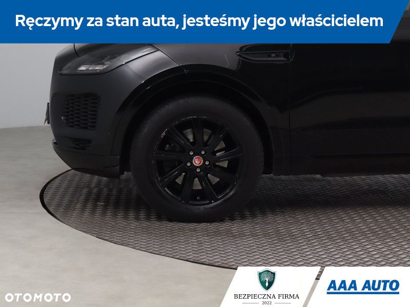 Jaguar E-Pace - 16