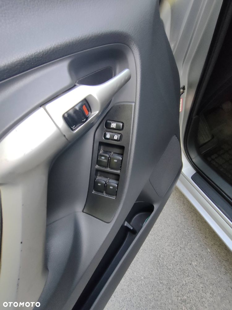 Toyota Verso 1.8 Edition - 8