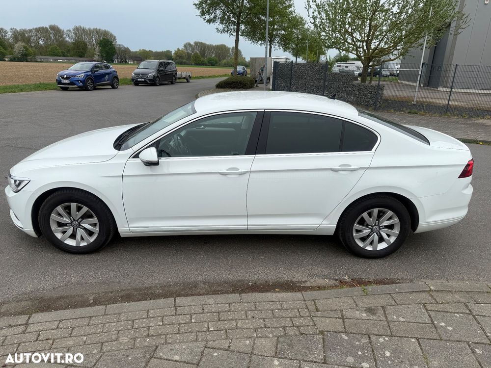 Volkswagen Passat 1.6 TDI (BlueMotion Technology) DSG Comfortline - 4