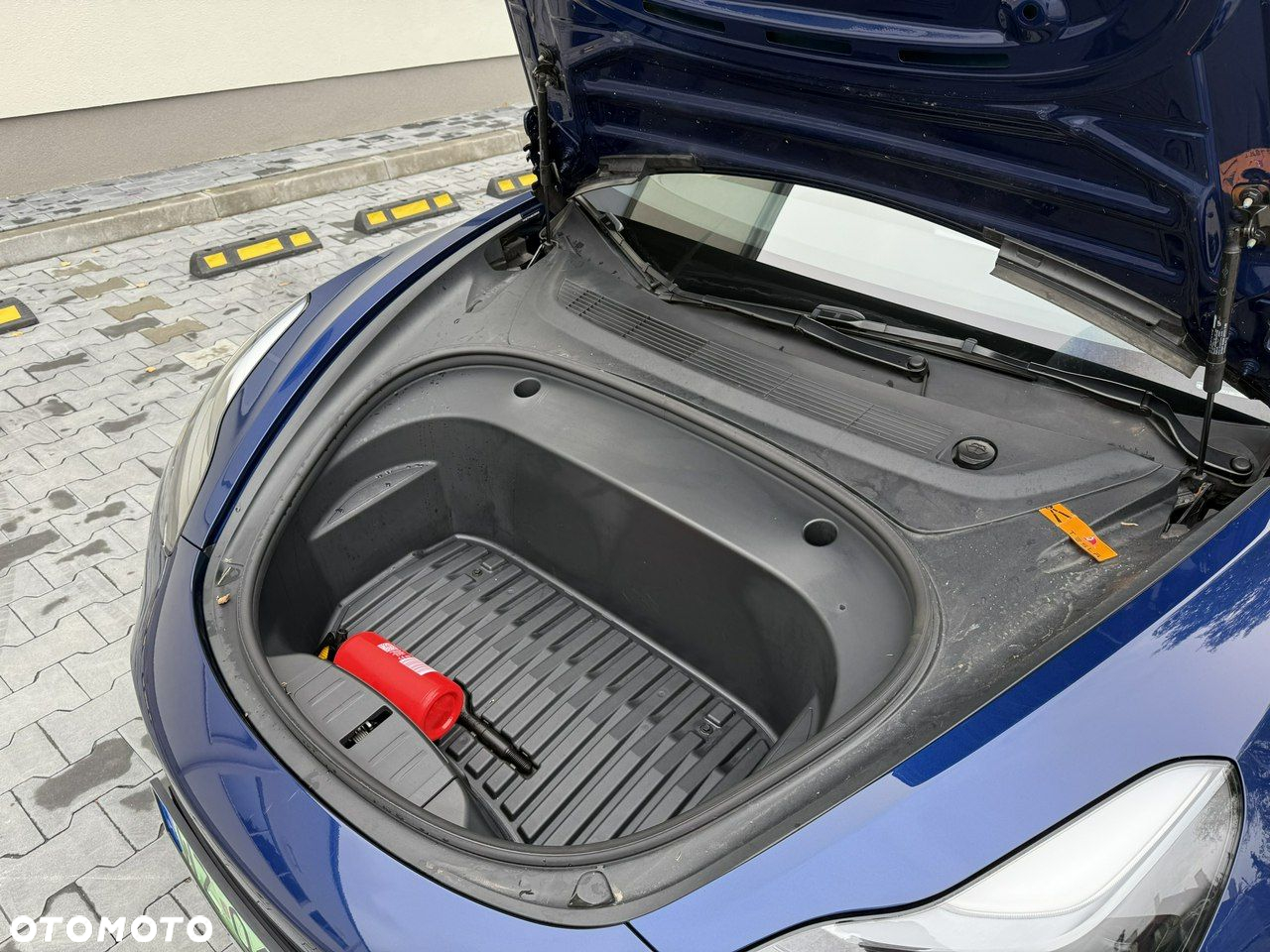 Tesla Model 3 - 29