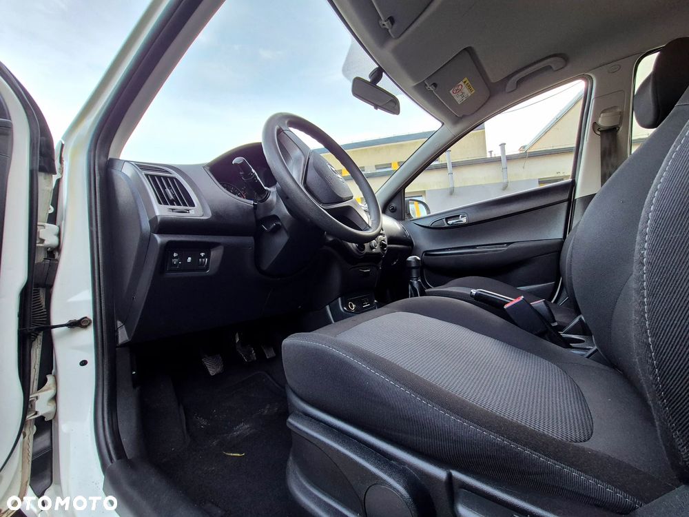 Hyundai i20 1.25 Comfort - 28