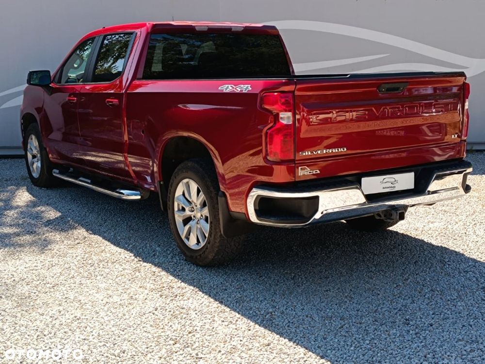 Chevrolet Silverado - 5