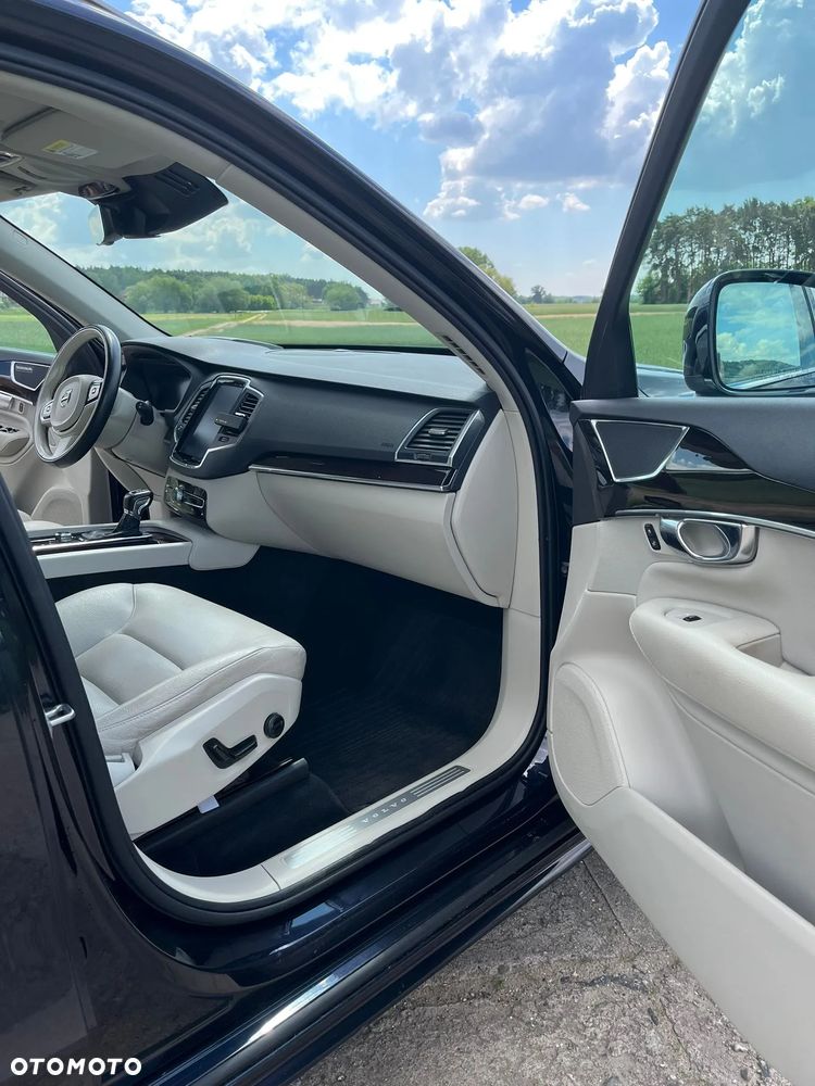Volvo XC 90 T6 AWD Momentum 7os - 38