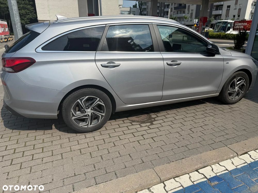 Hyundai i30 1.5 T-GDI 48V Smart - 10