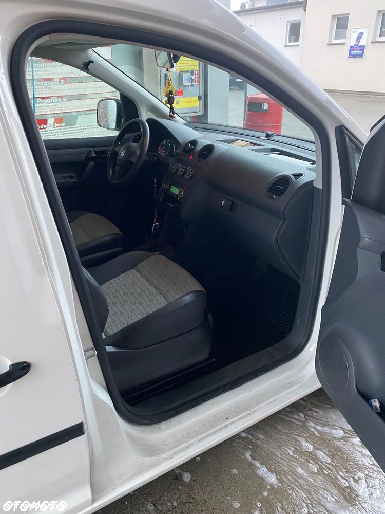 Volkswagen Caddy - 11