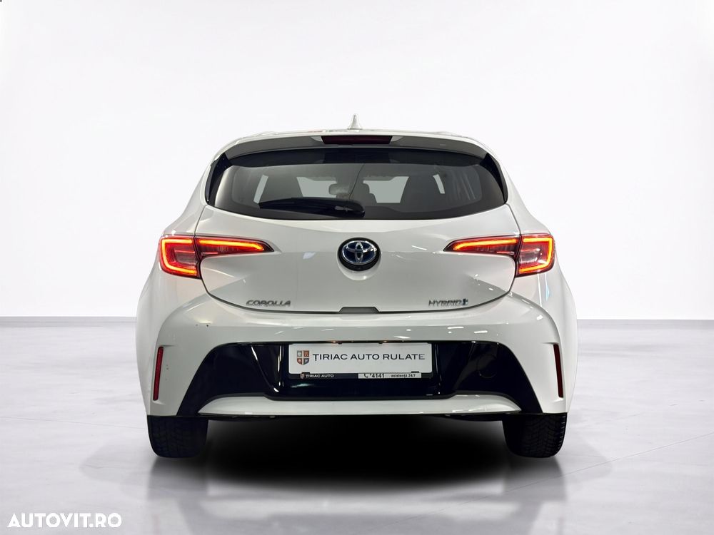 Toyota Corolla - 5