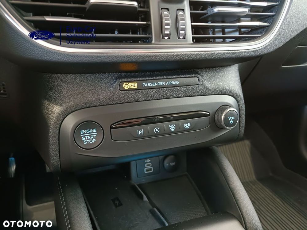 Ford Focus 1.0 EcoBoost mHEV Active X - 27