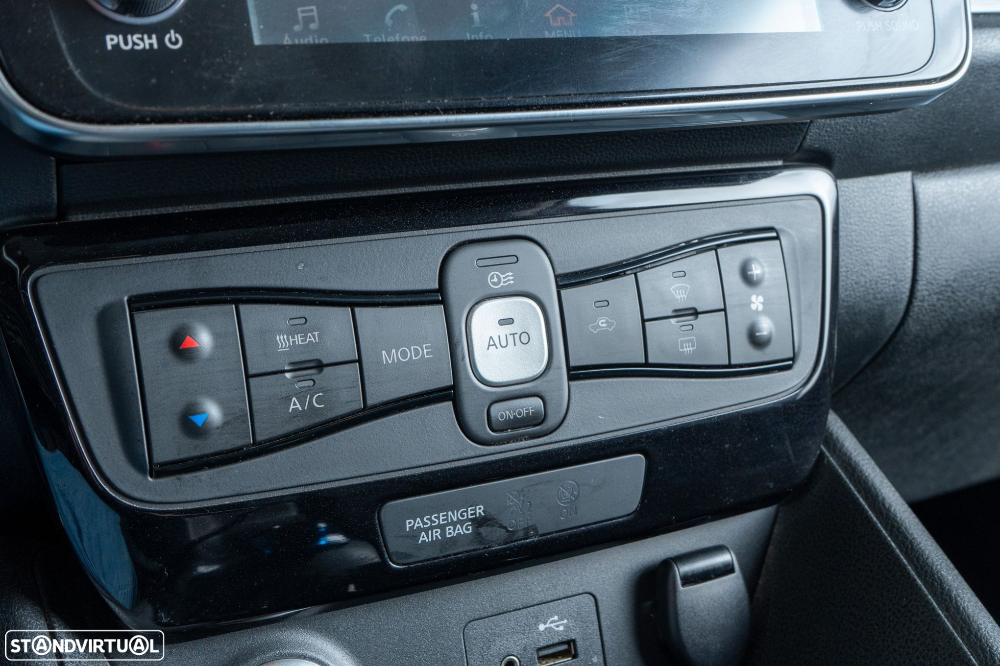 Nissan Leaf N-Connecta - 23