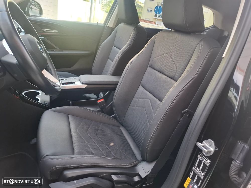 BMW iX1 xDrive30 xLine - 36