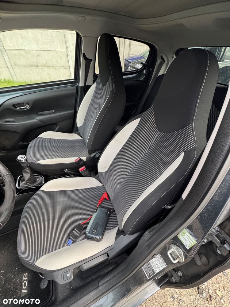 Peugeot 108 PureTech 82 Top Style - 18