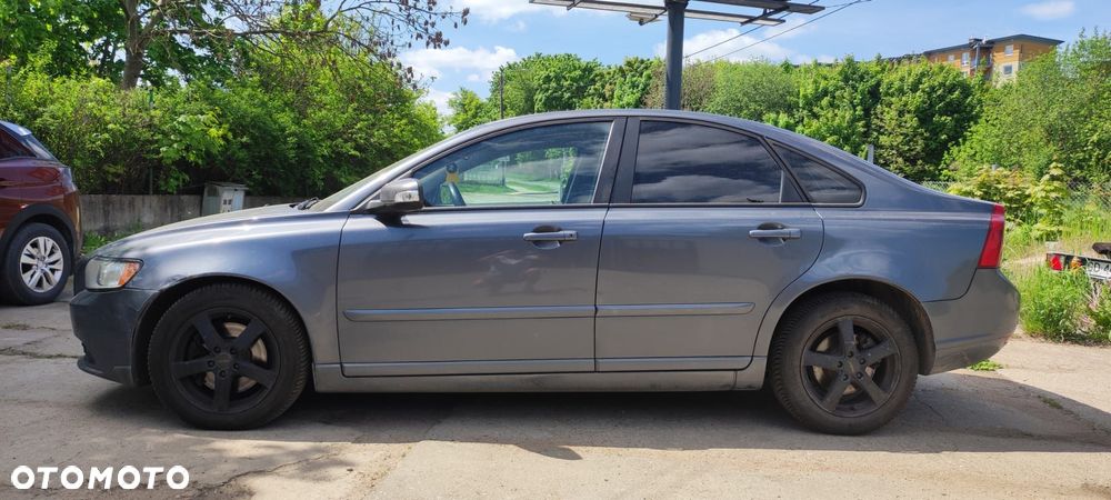 Volvo S40 2.0D Momentum - 4