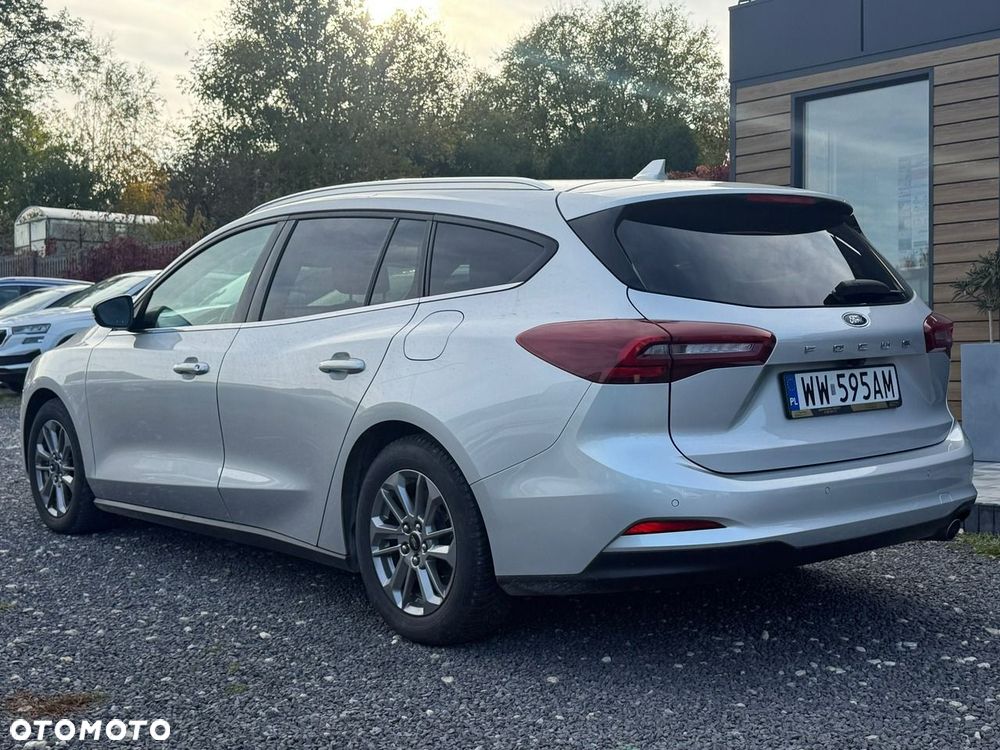 Ford Focus 2024 photo 4