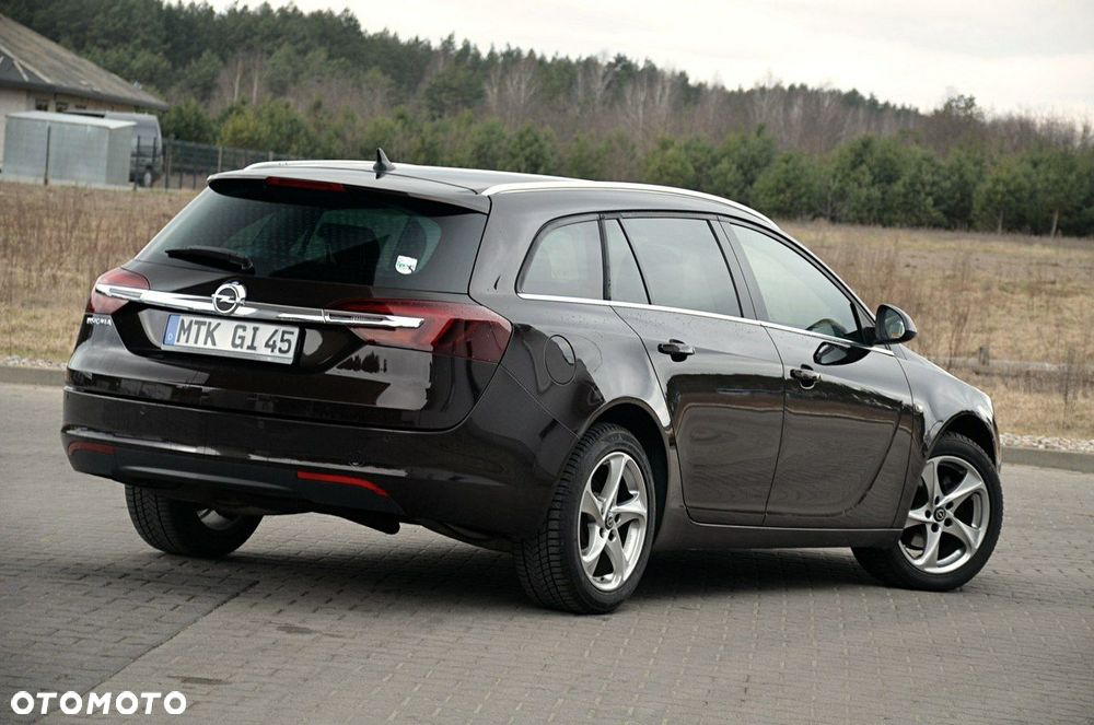 Opel Insignia - 12