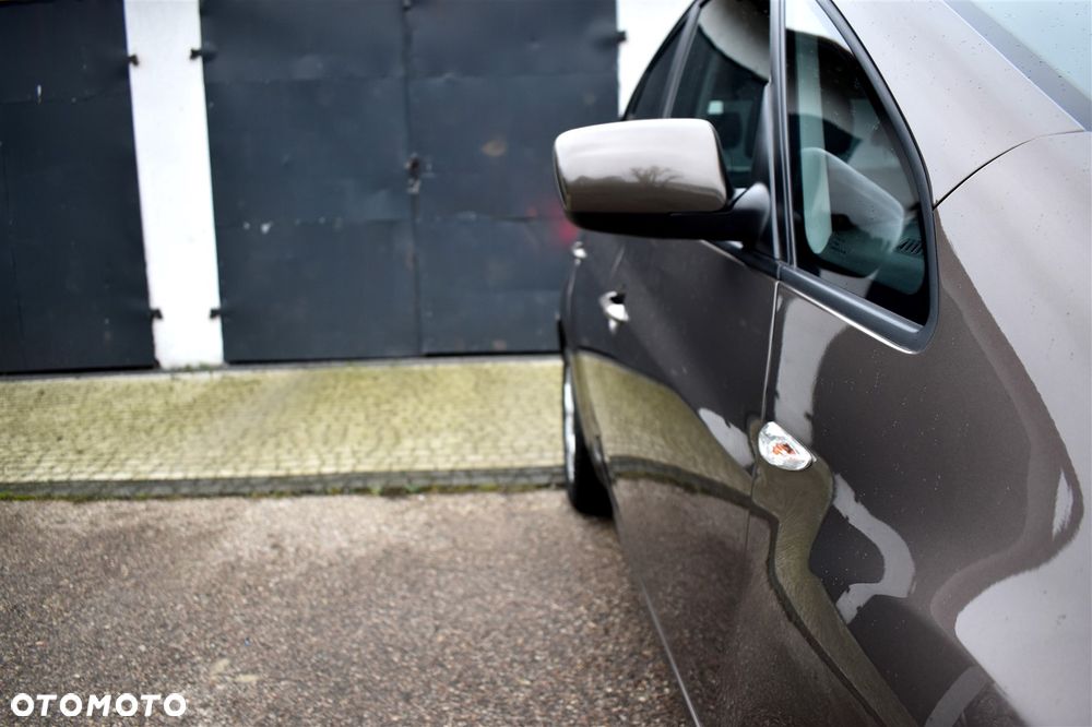 Kia Venga 1.4 CVVT Fifa World Cup Edition - 5