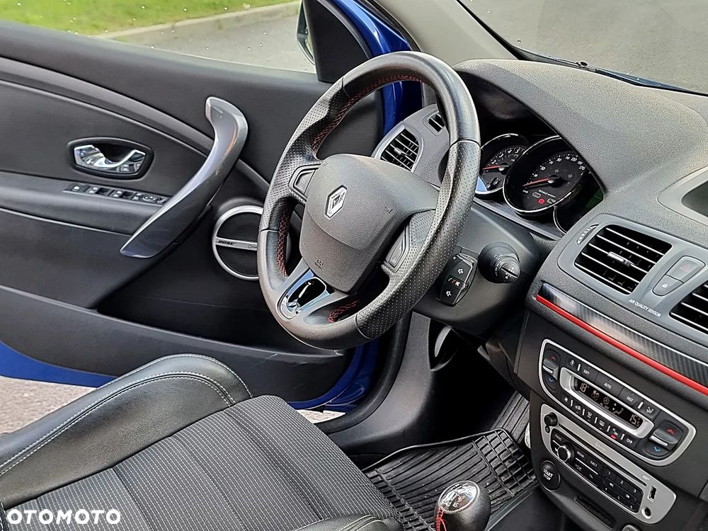 Renault Megane TCe 190 Start & Stop GT - 28