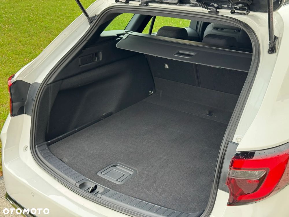 Toyota Corolla 1.8 Hybrid Comfort - 15