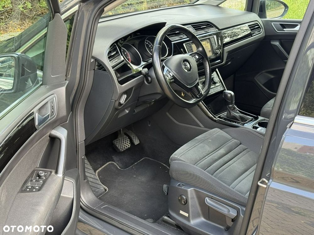 Volkswagen Touran 1.8 TSI BMT Highline DSG - 6