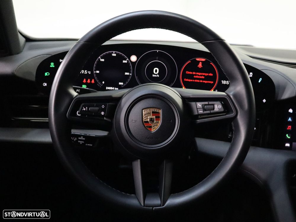 Porsche Taycan Standard - 11