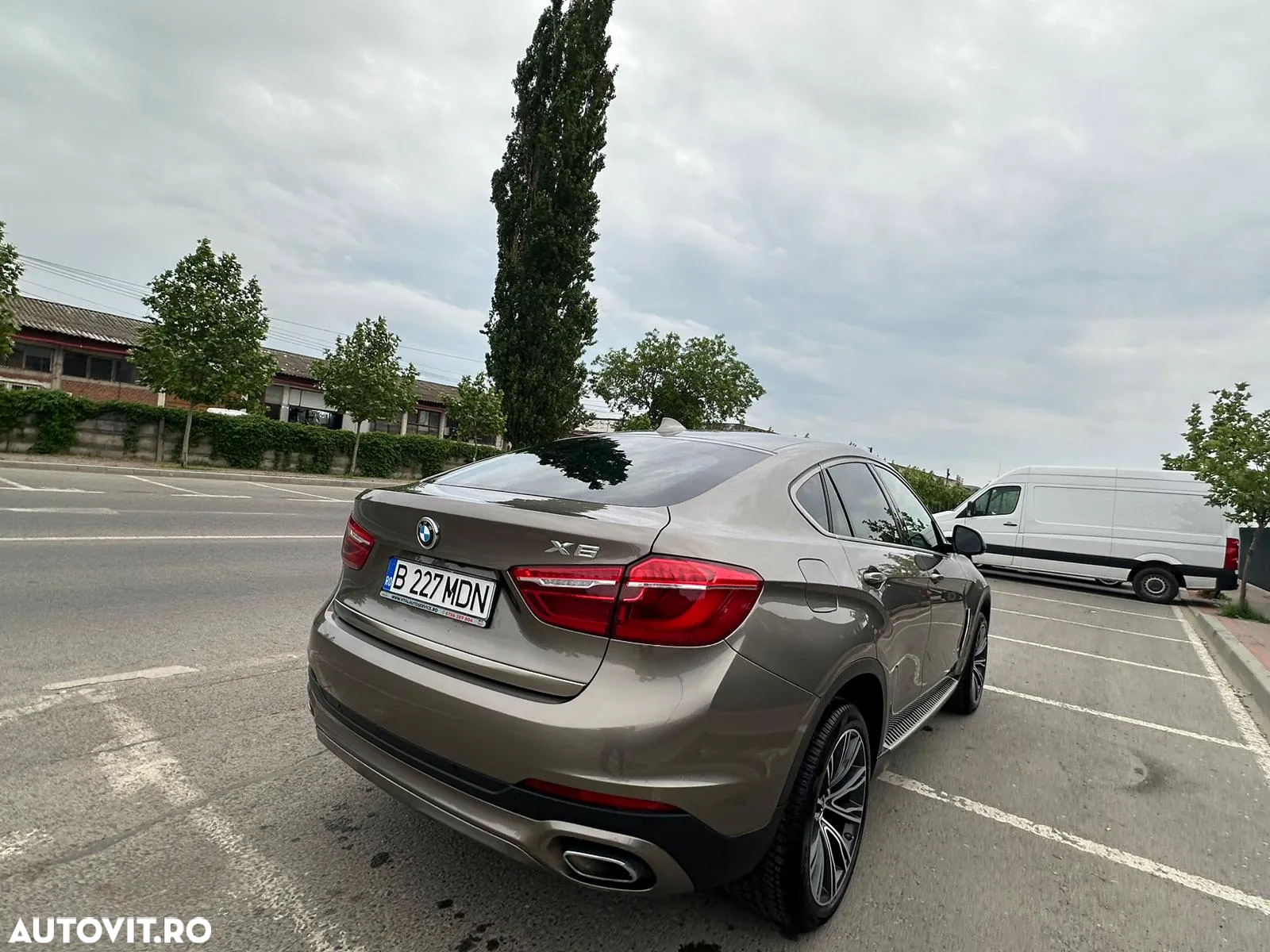 BMW X6 xDrive30d - 11
