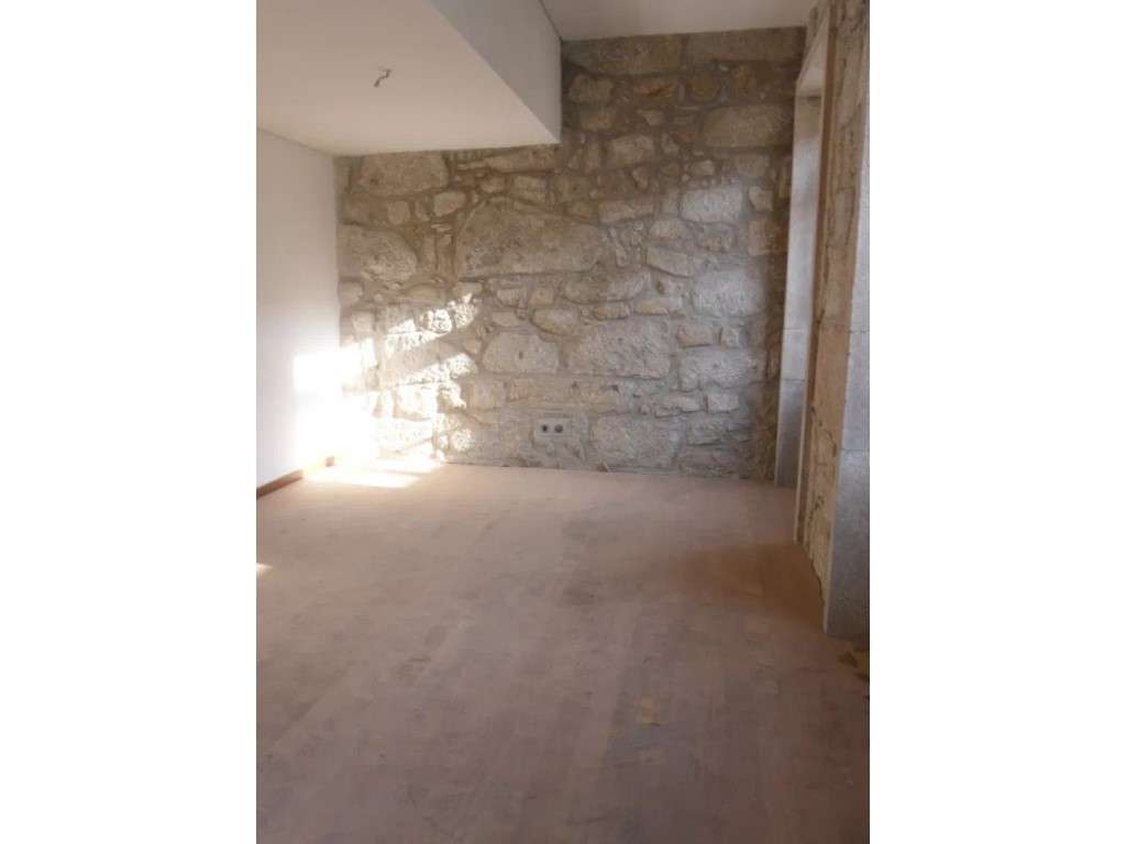 PRÉDIO PARA REABILITAÇÃO CENTRO PORTO 7 A 10 FRAÇÕES - Grande imagem: 4/20