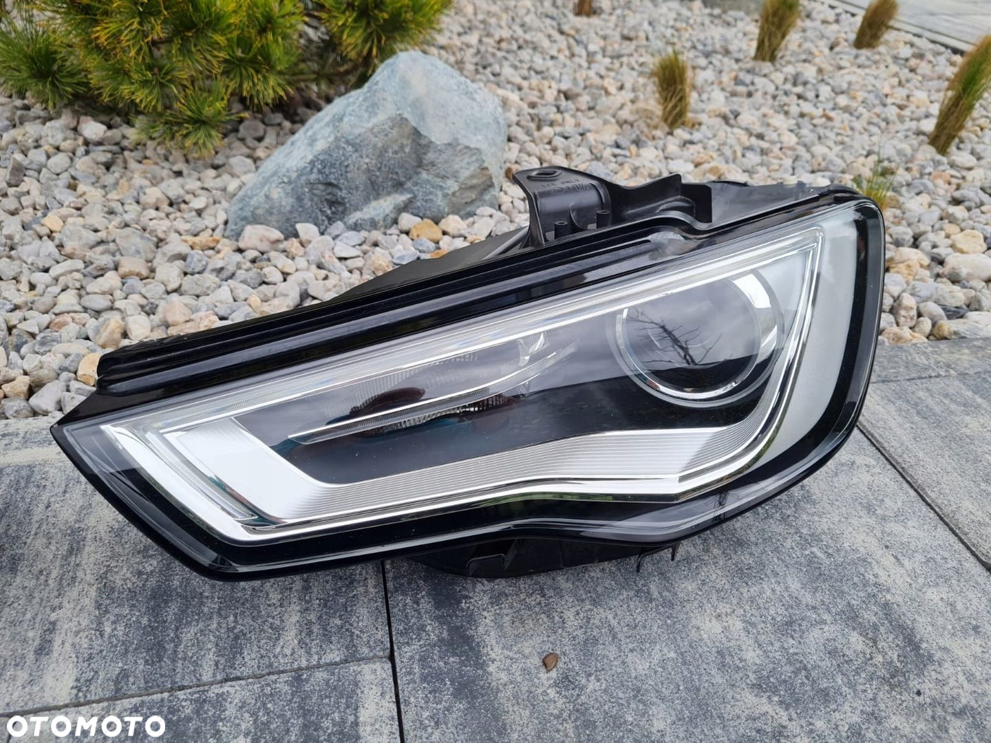 AUDI A3 S3 8V0 Lampy przód Bi Xenon Led 8V0941005 8V0941006 - 4
