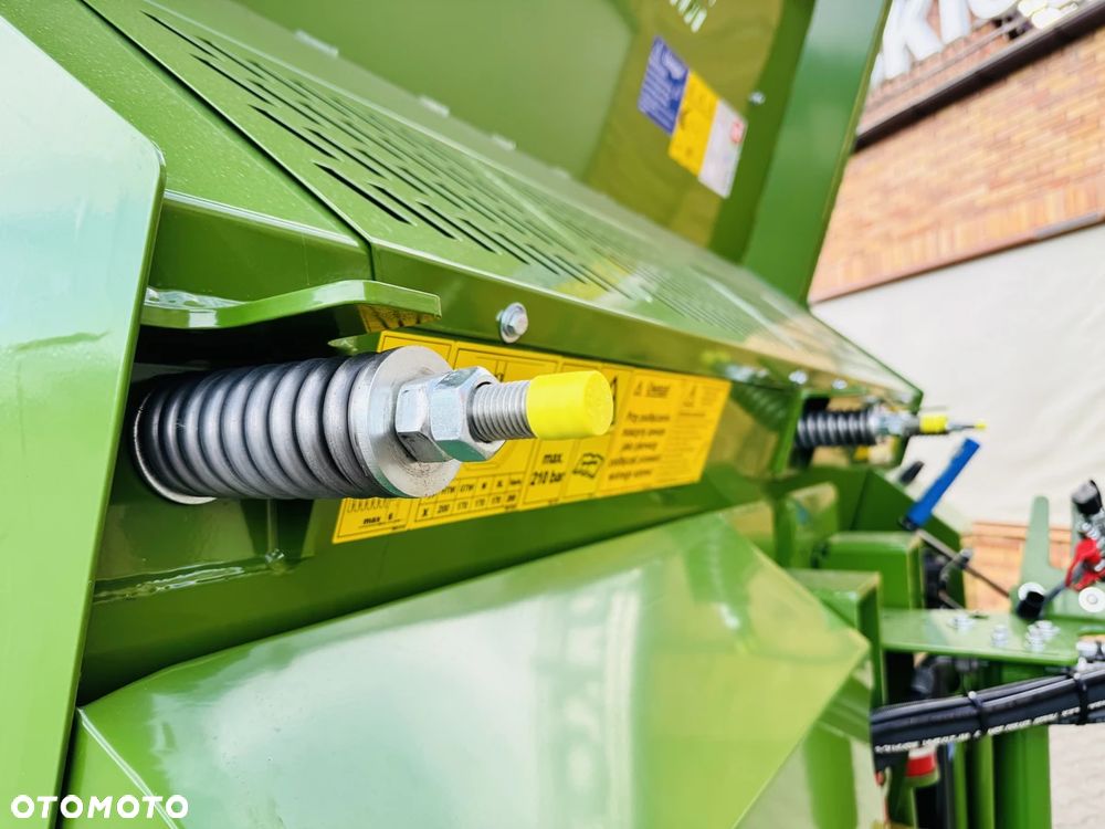 Bergmann Precyzyjny uniwersalny rozrzutnik wapna i obornika XPERT 4.22 - 29