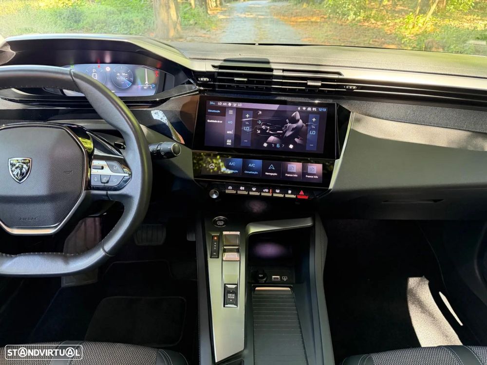 Peugeot 308 SW 1.2 PureTech Allure Pack EAT8 - 21