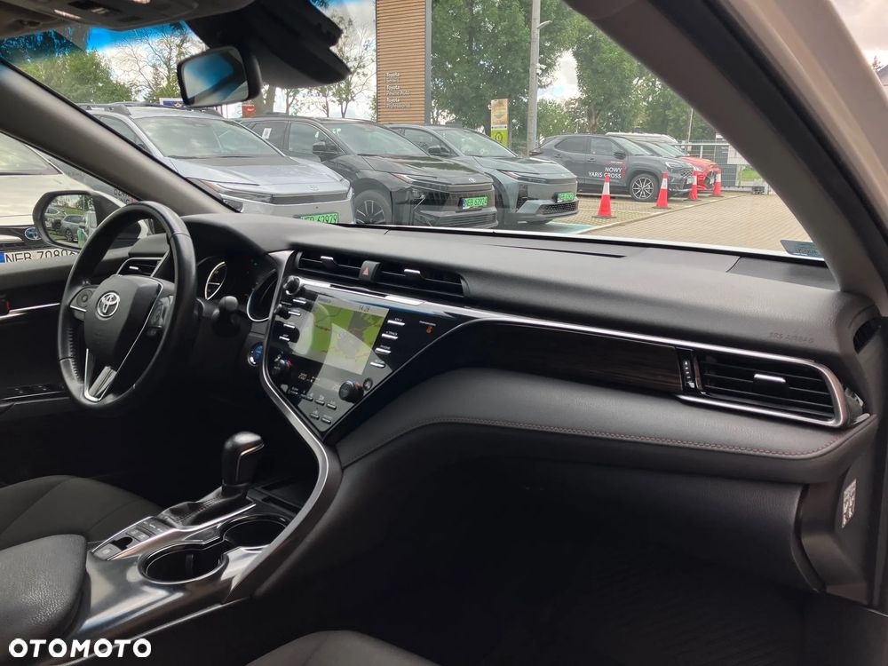 Toyota Camry 2.5 Hybrid Prestige CVT - 17