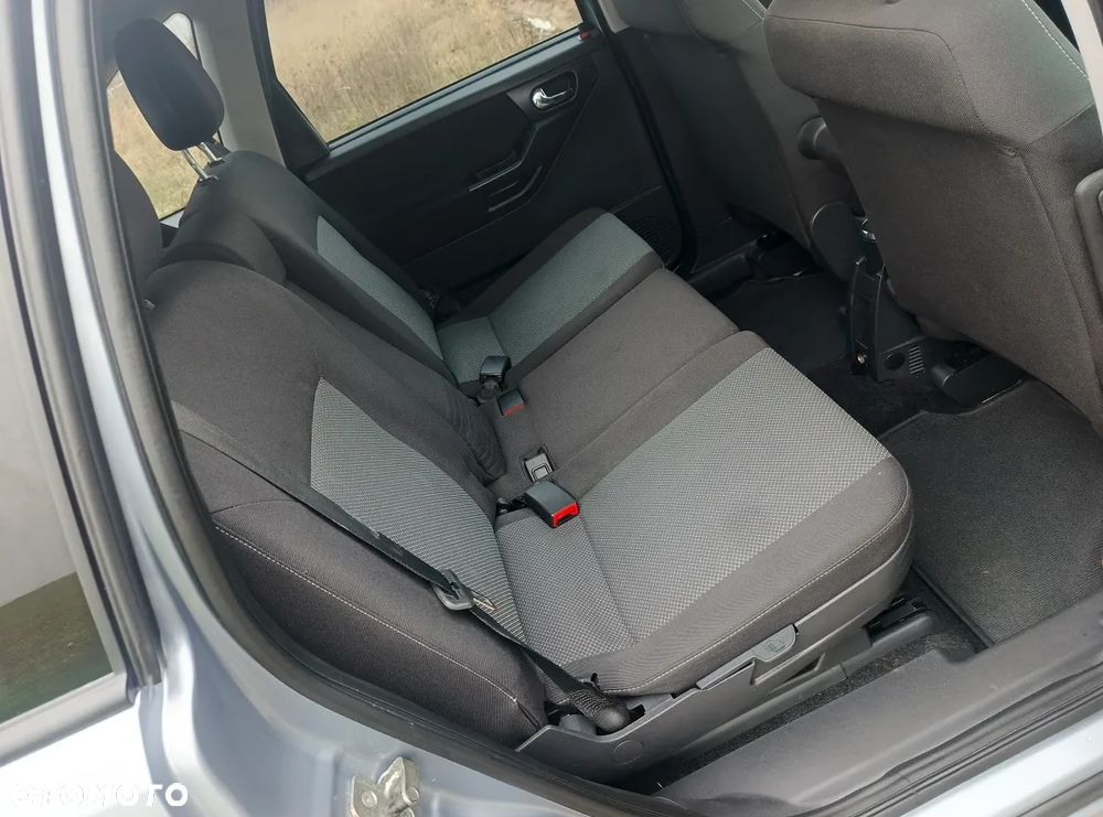 Opel Meriva 1.6 16V INNOVATION - 22