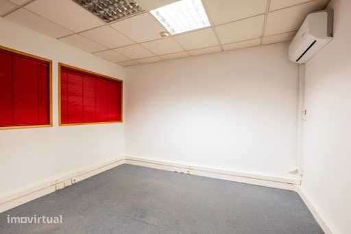 Sala para arrendar - Grande imagem: 3/5