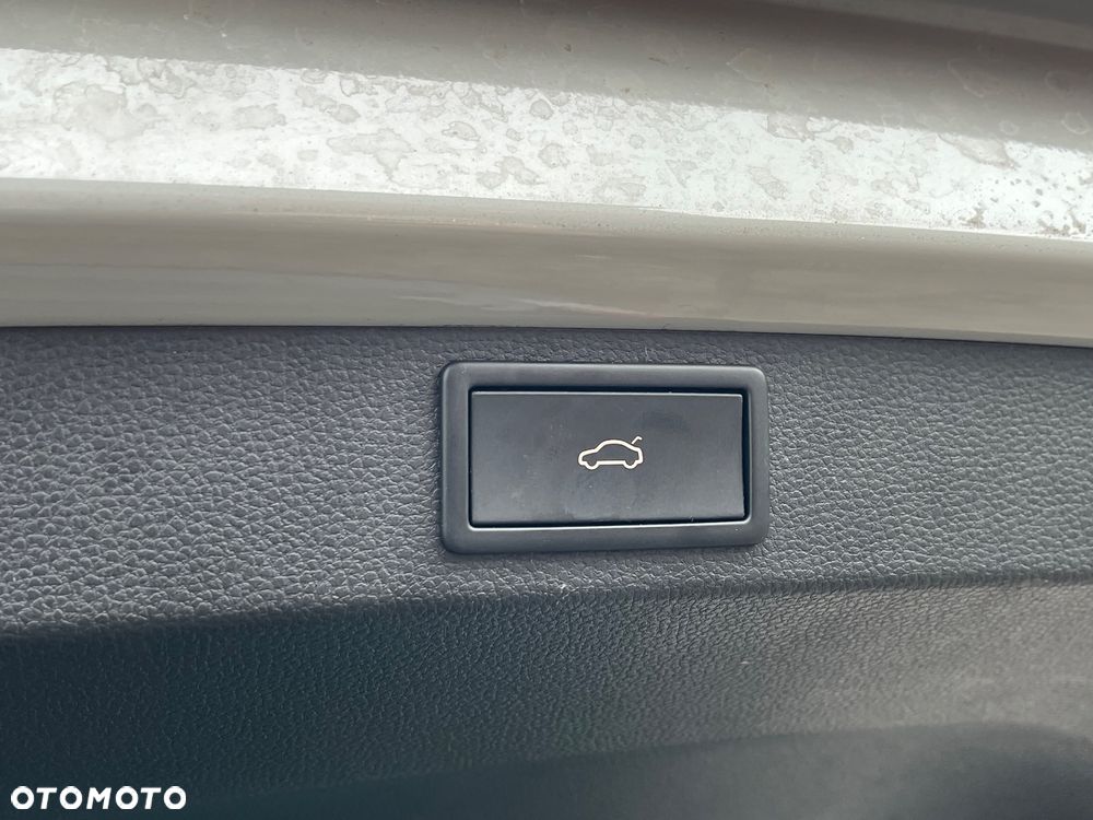 Skoda Karoq 2.0 TDI SCR Clever - 12