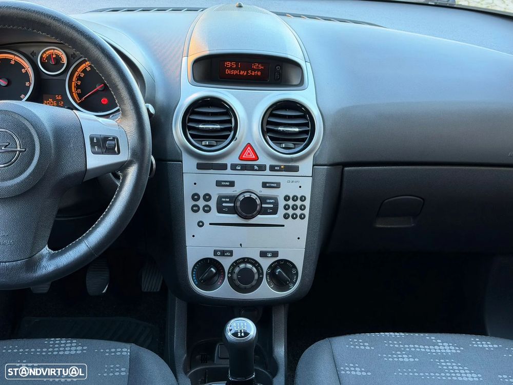 Opel Corsa 1.3 CDTI Enjoy 89g - 14