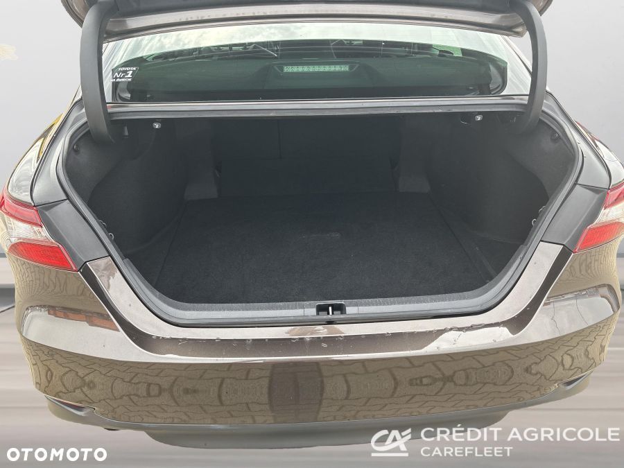 Toyota Camry 2.5 Hybrid Prestige CVT - 14