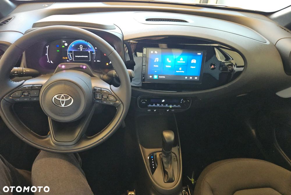 Toyota Aygo X Hybrid 1.5 Comfort e-CVT - 16