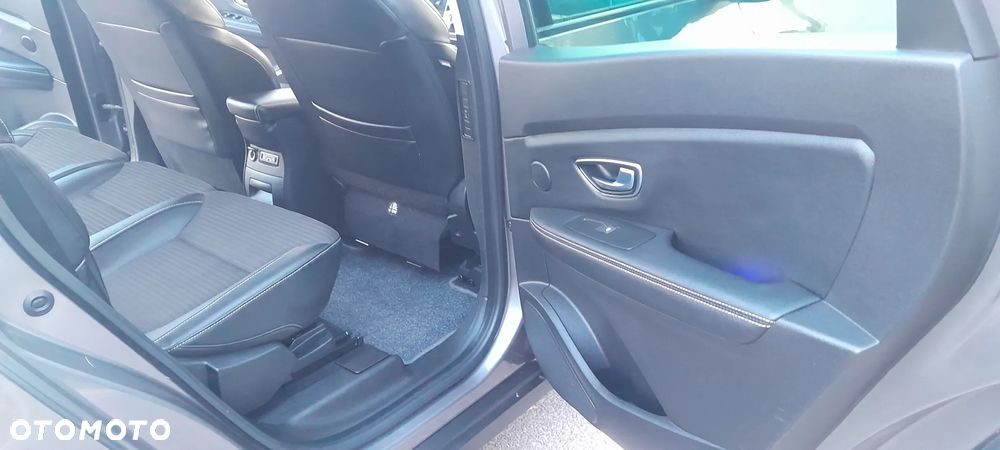 Renault Grand Scenic TCe 140 GPF BOSE EDITION - 33