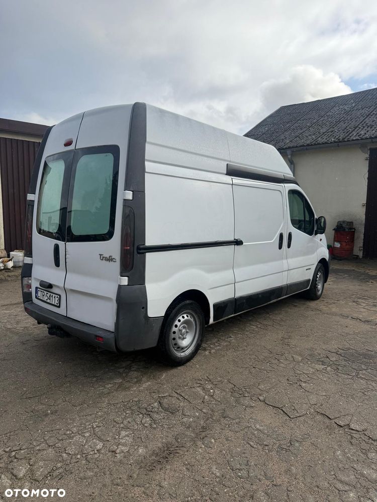 Renault Trafic - 2