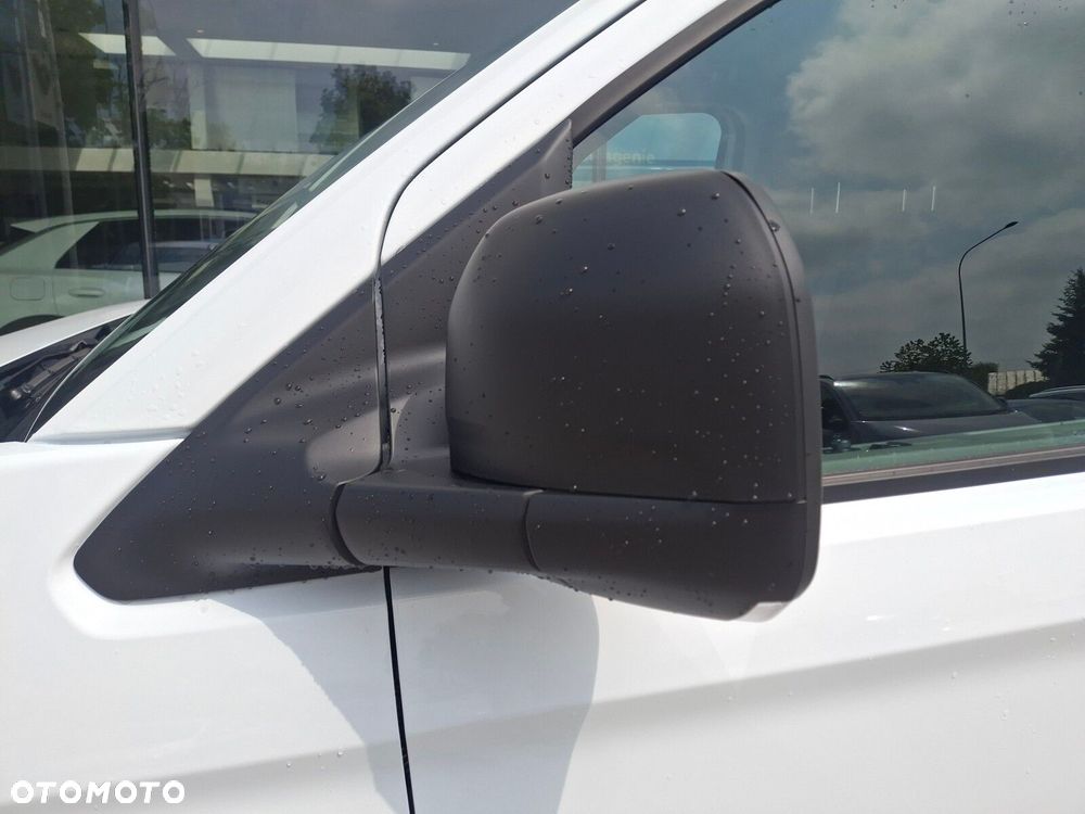 Volkswagen Transporter Furgon 2.0 TDI 150 KM automat - 20