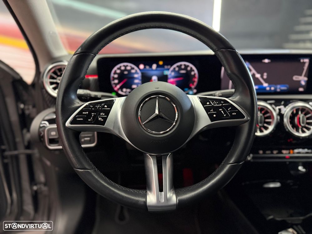Mercedes-Benz A 200 Progressive Aut. — fotografia 13