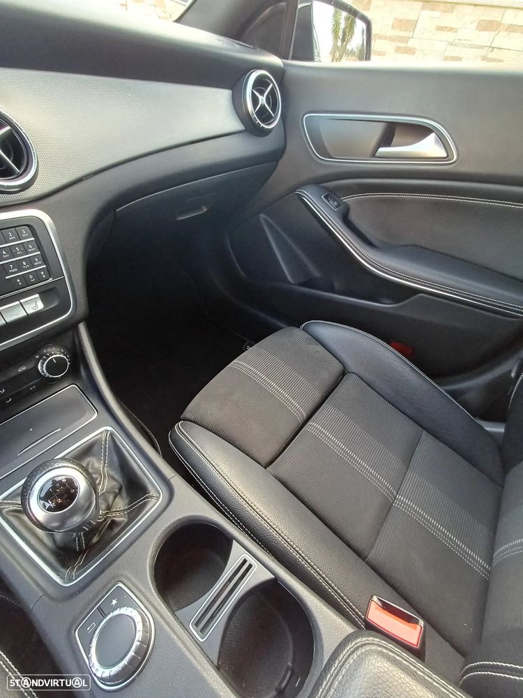 Mercedes-Benz CLA 180 d Peak Edition - 24