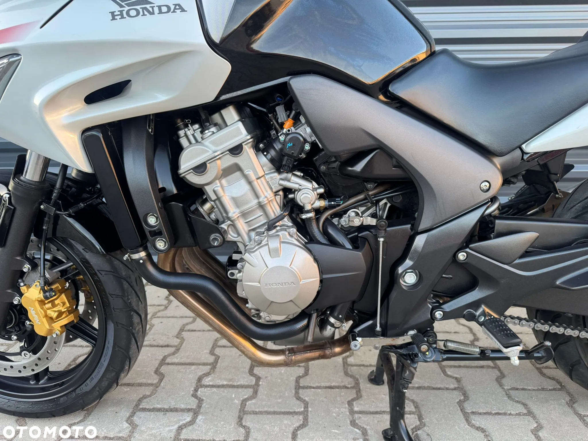Honda CBF - 14